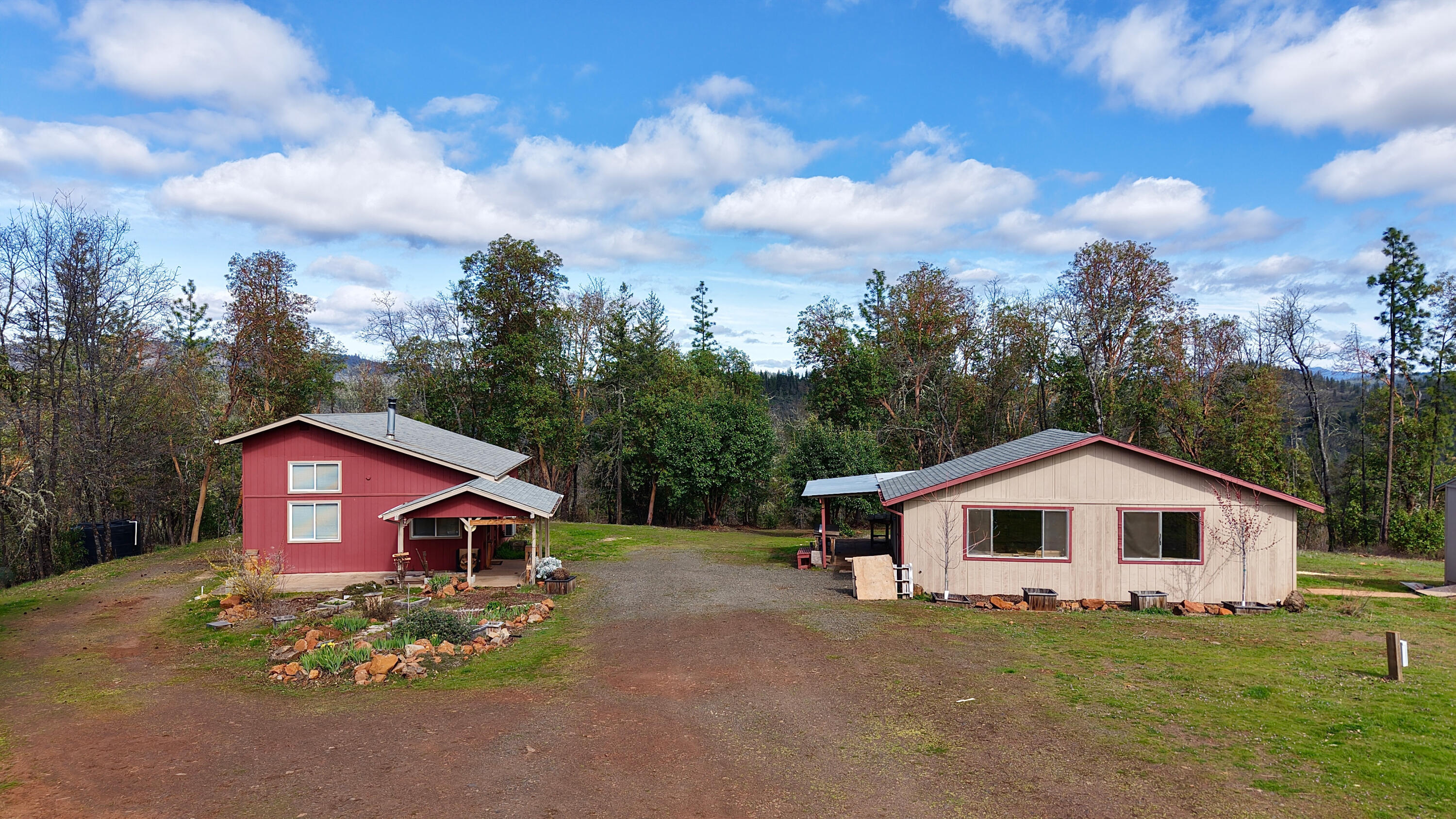 509 Derby Road Eagle Point, OR 97524 - Photo 1 of 49 House & Shop