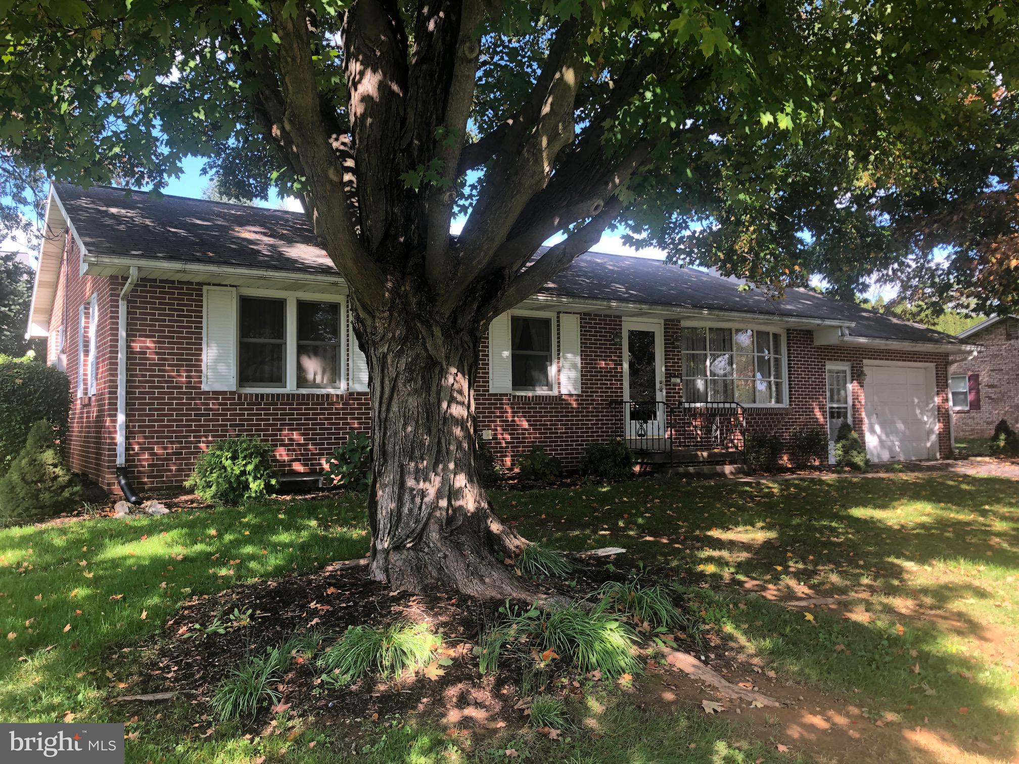 12 Creamery Road Boiling Springs, PA 17007 - Photo 2 of 25 Gallery Image 2