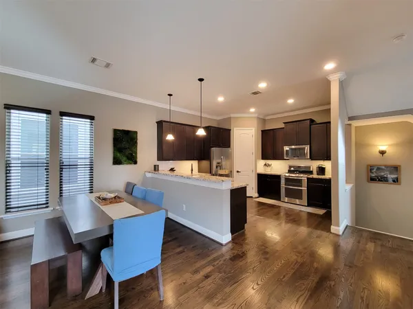$3,250 | 925 West 19th Street, Unit A, Houston, TX 77008