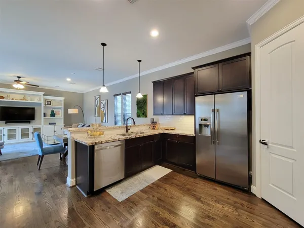 $3,250 | 925 West 19th Street, Unit A, Houston, TX 77008