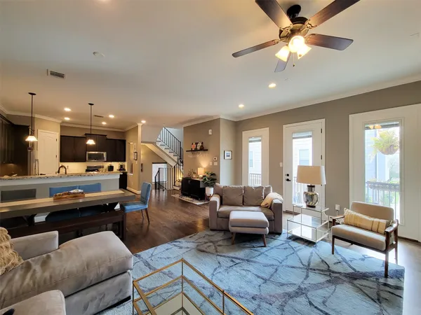 $3,250 | 925 West 19th Street, Unit A, Houston, TX 77008