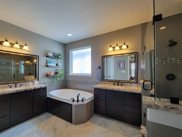 $3,250 | 925 West 19th Street, Unit A, Houston, TX 77008