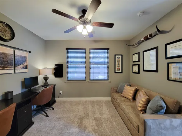 $3,250 | 925 West 19th Street, Unit A, Houston, TX 77008