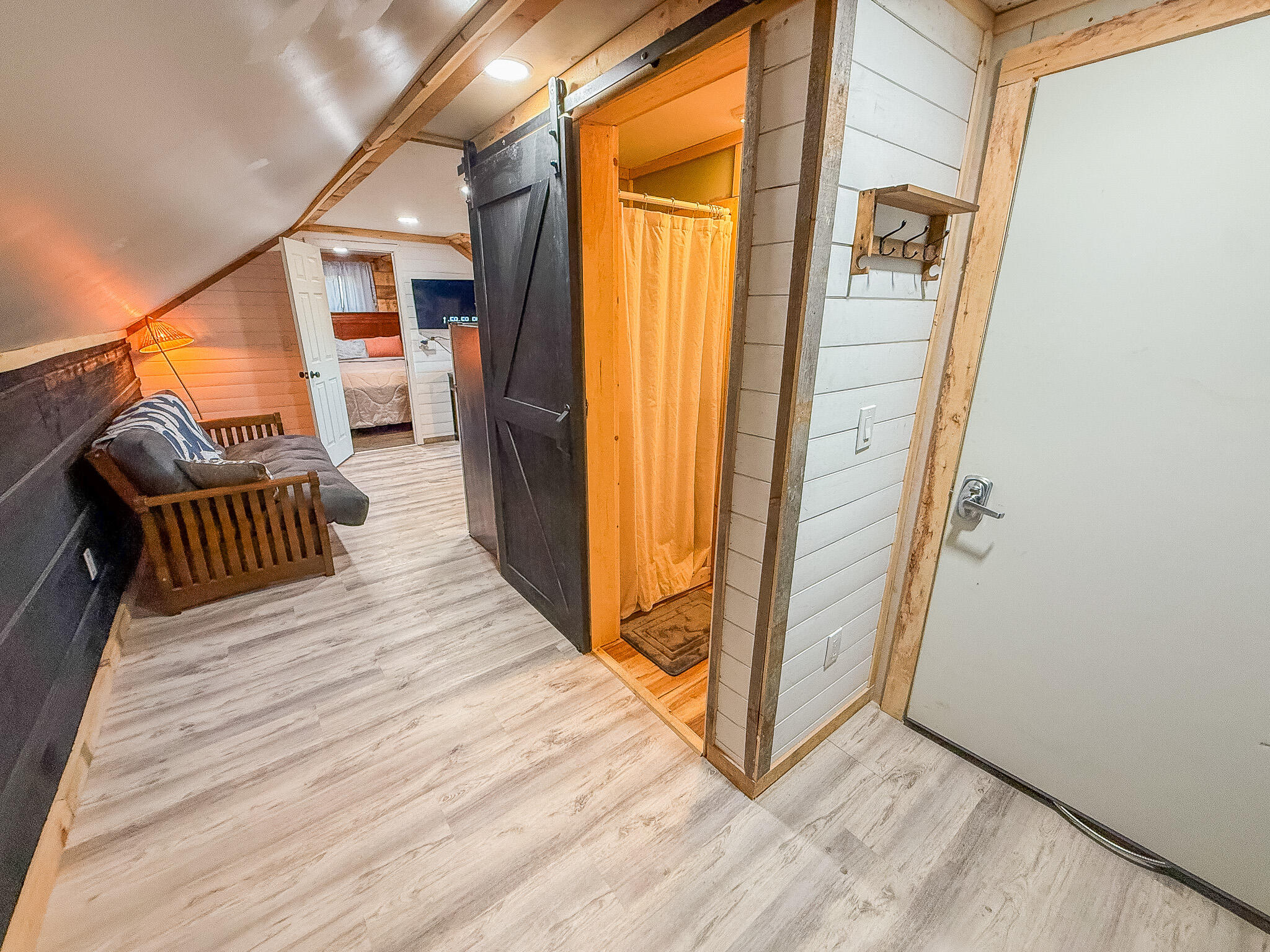 967 Newbury Neck Road Surry, ME 04684 - Photo 41 of 56 Entry to apartment