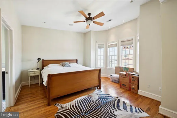 $5,000 | 624-26 South 6th Street, Philadelphia, PA 19147