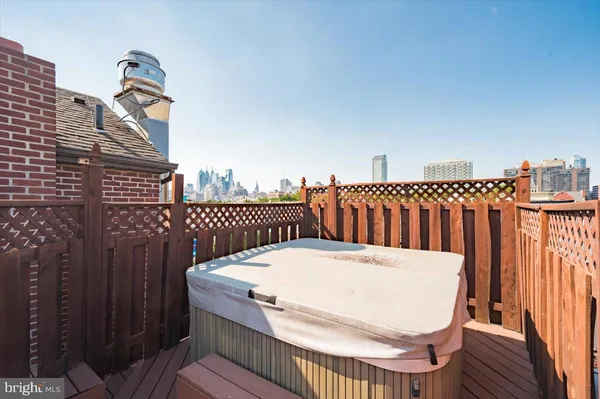 $5,000 | 624-26 South 6th Street, Philadelphia, PA 19147