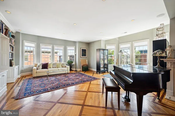 $5,000 | 624-26 South 6th Street, Philadelphia, PA 19147