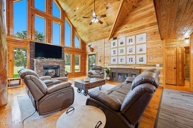 $995,000 | 3938 Sunset Sky Road, Middleburg, FL 32068