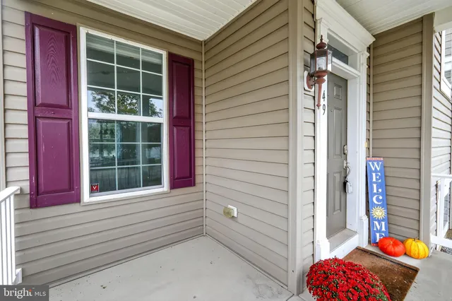 a view of entrance door of the house