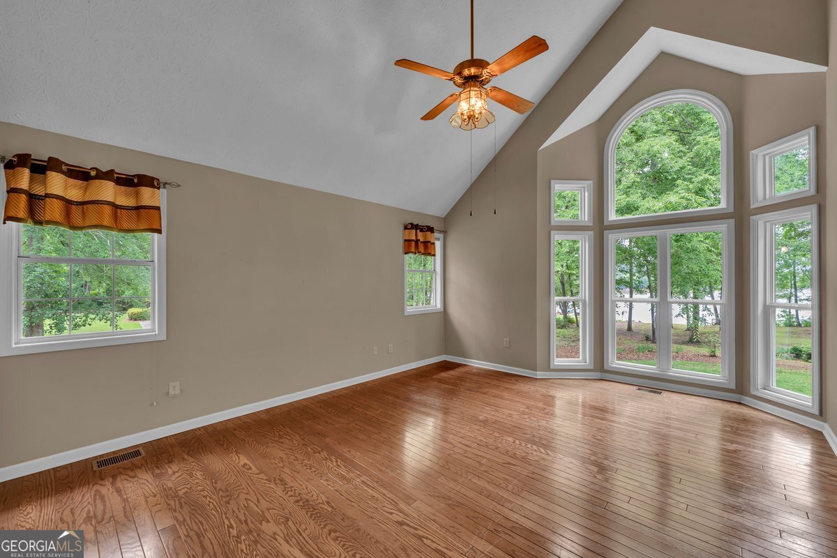 65 Pointe View Court Jackson, GA 30233 - Photo 13 of 30