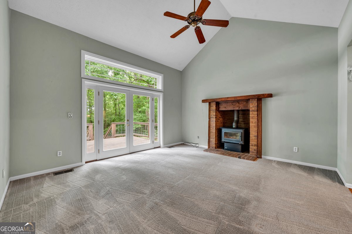 65 Pointe View Court Jackson, GA 30233 - Photo 7 of 30