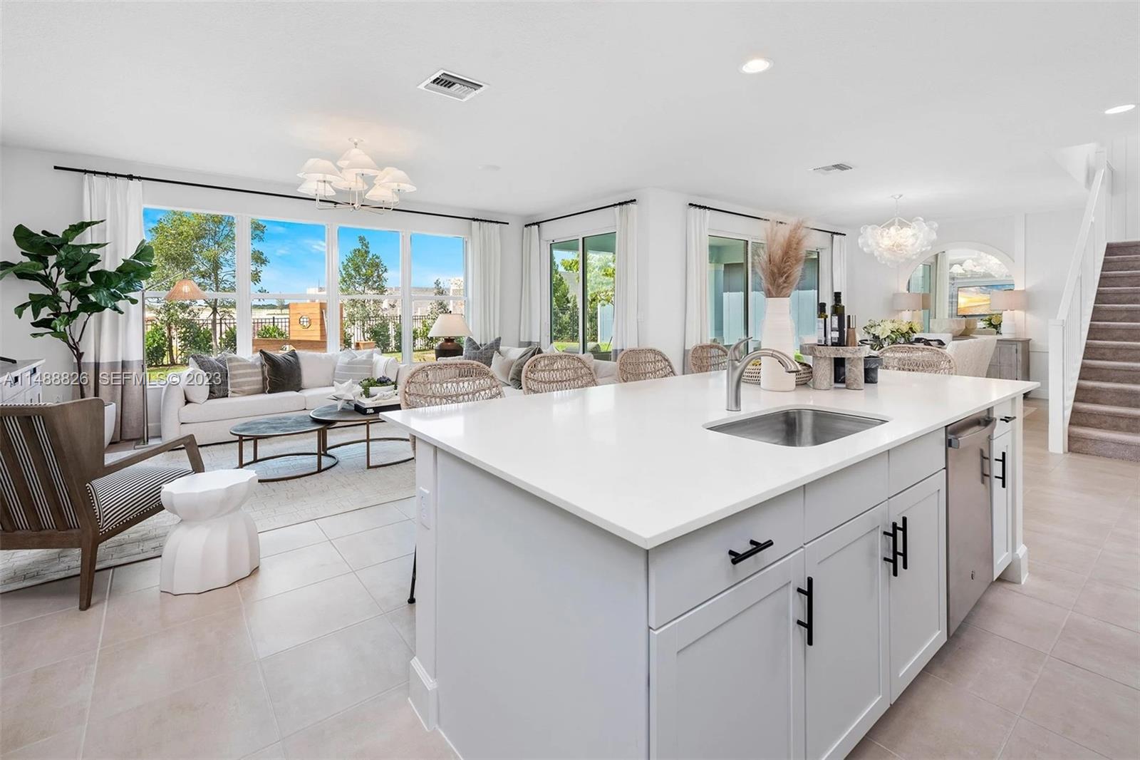 19215 Rolling Acrs Road Loxahatchee, FL 33470 - Photo 4 of 43 Gallery Image 4
