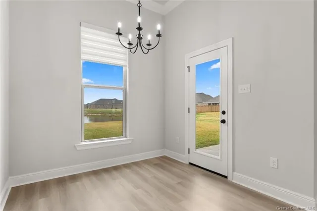 $247,000 | 218 White Castle North, Iowa, LA 70647