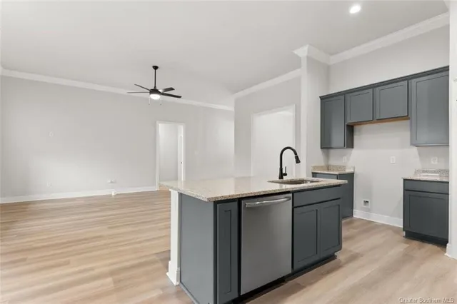 $247,000 | 218 White Castle North, Iowa, LA 70647