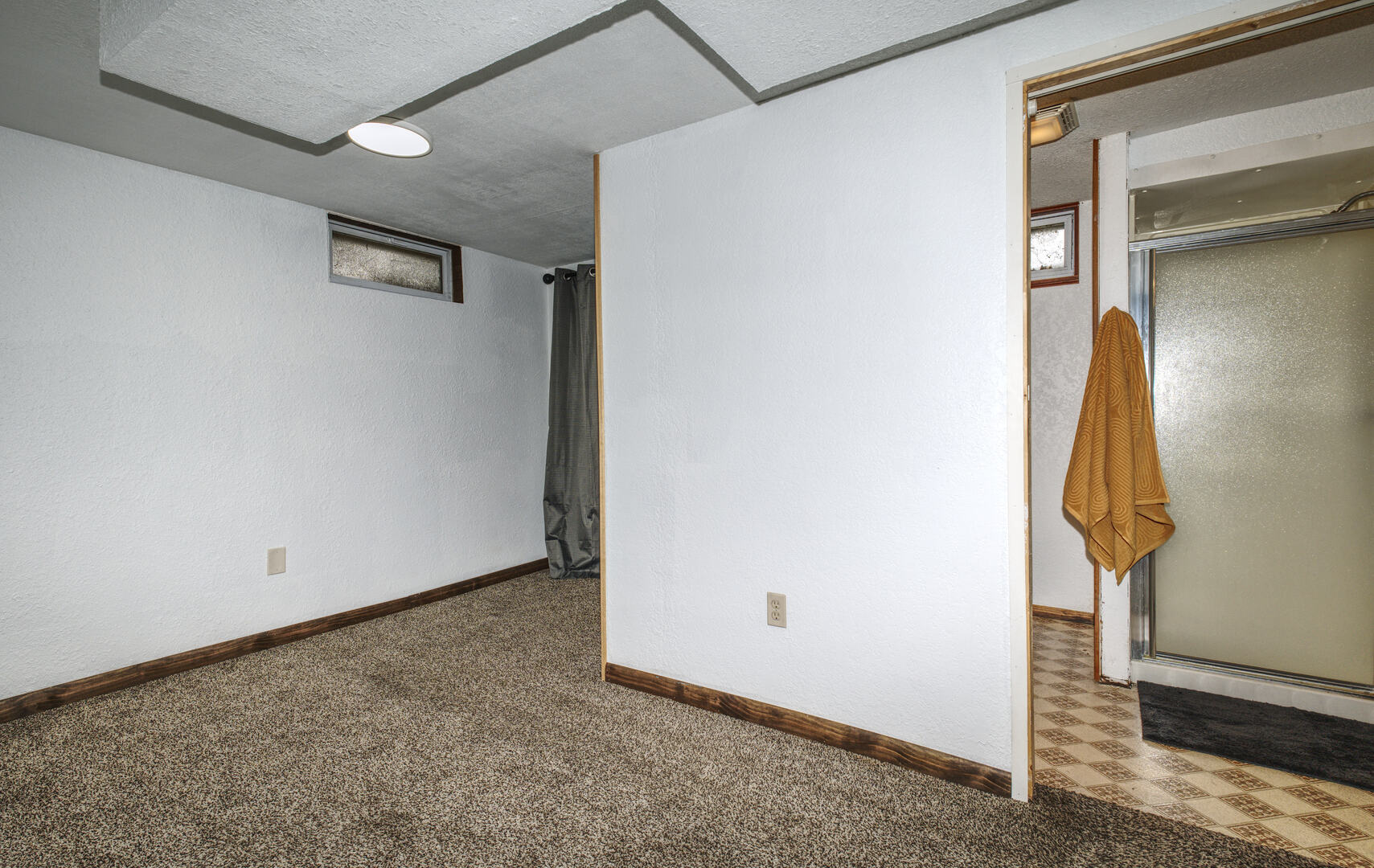 1010 Middle Road Camanche, IA 52730 - Photo 12 of 25 Gallery Image 12