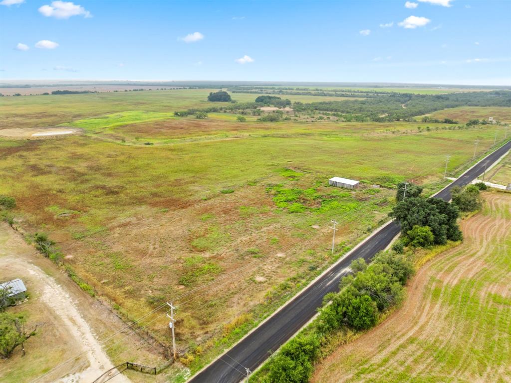 7756 County Road 241 Clyde, TX 79510 - Photo 5 of 40 a view of an ocean from a balcony