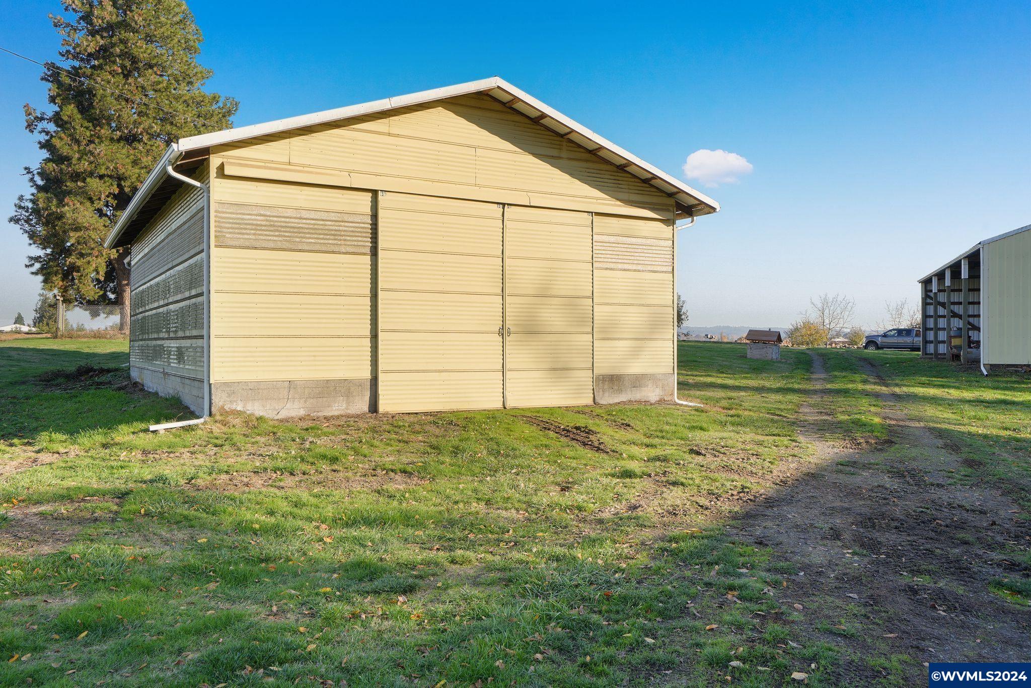 11113 Dahl Road Northeast Silverton, OR 97381 - Photo 7 of 34 Gallery Image 7
