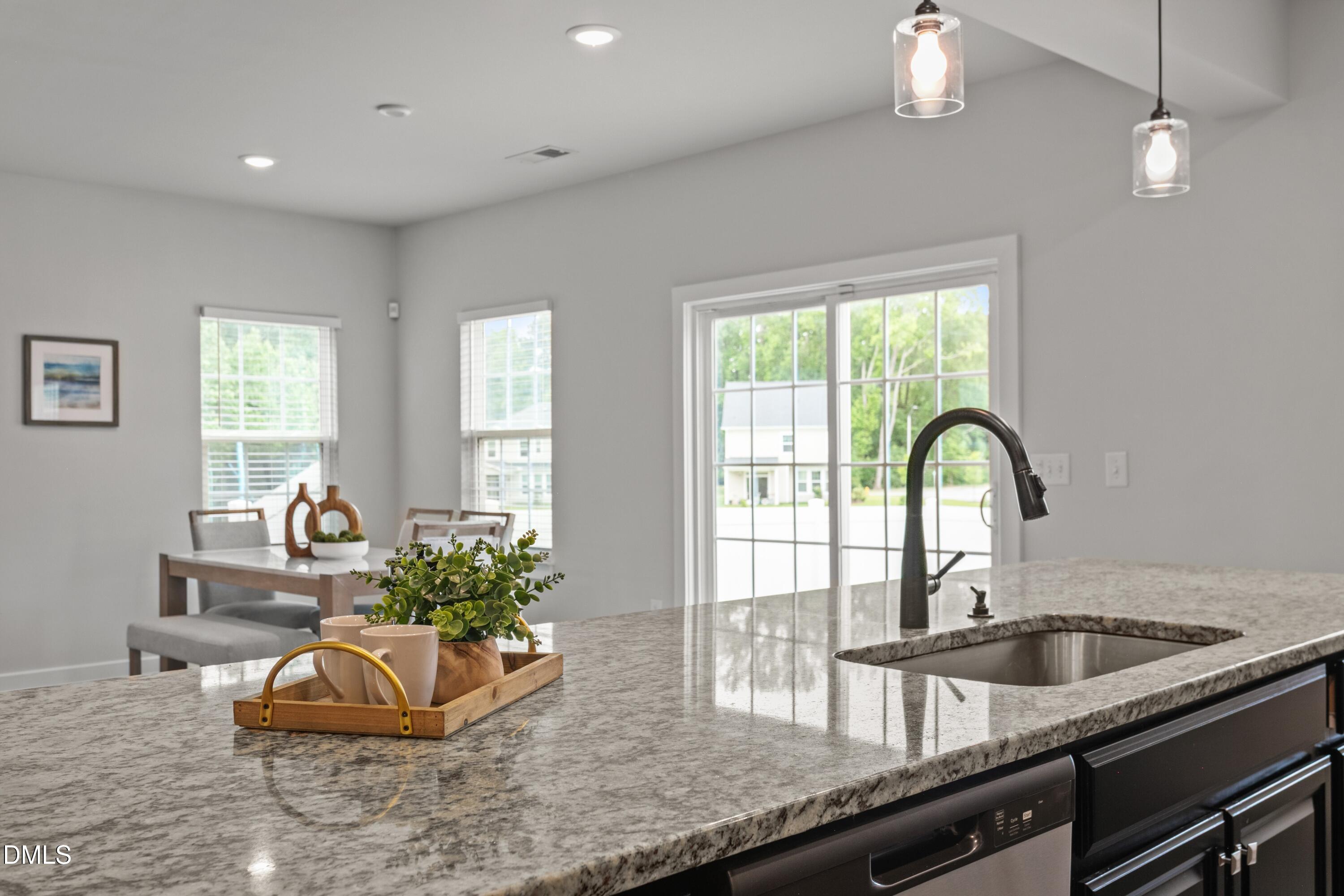 124 Amber Acorn Avenue Raleigh, NC 27603 - Photo 13 of 45 CGP_5602