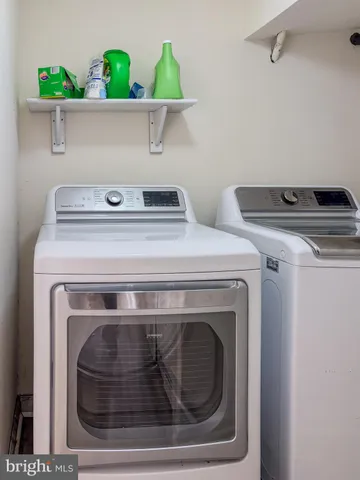 a close view of washer and dryer