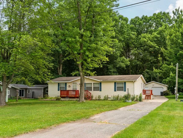 $209,900 | 6710 Broadway Street, Lake City, MI 49651