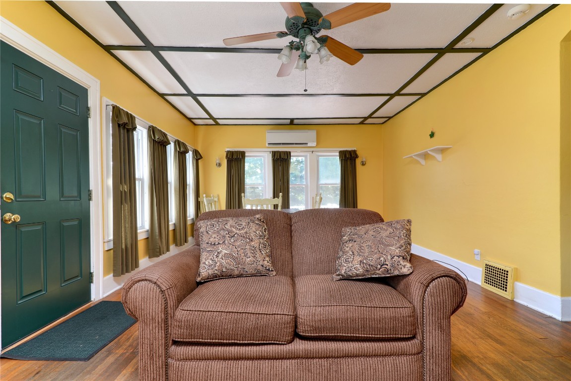 3836 Country Club Road Endwell, NY 13760 - Photo 8 of 35