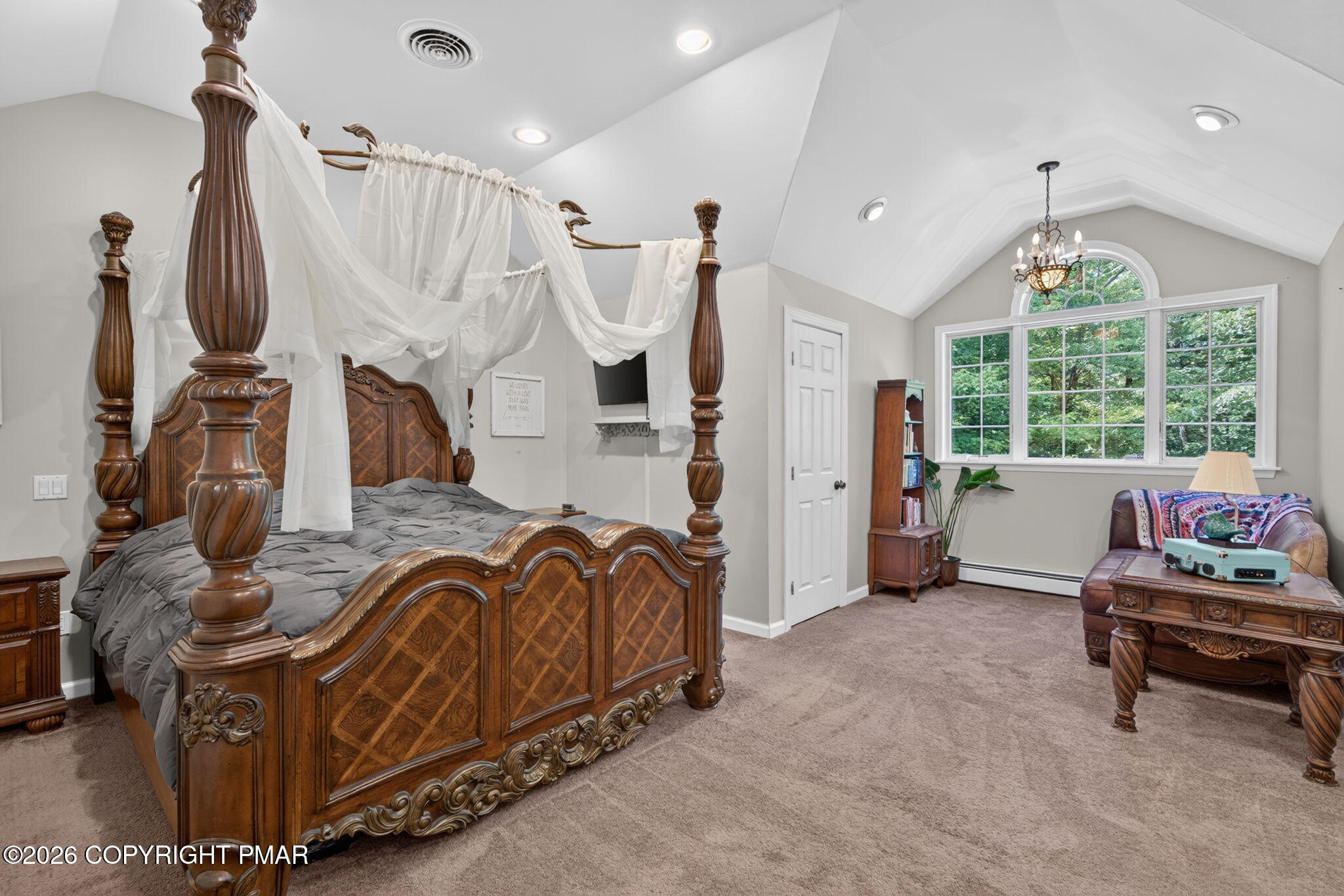 539 Pheasant Road Saylorsburg, PA 18353 - Photo 46 of 59 primary suite
