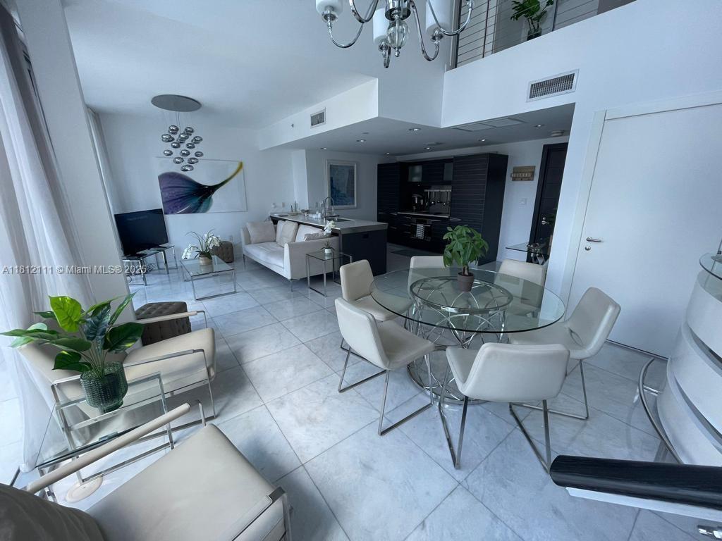 200 Biscayne Blvd Way, Unit 1103 Miami, FL 33131 - Photo 3 of 12