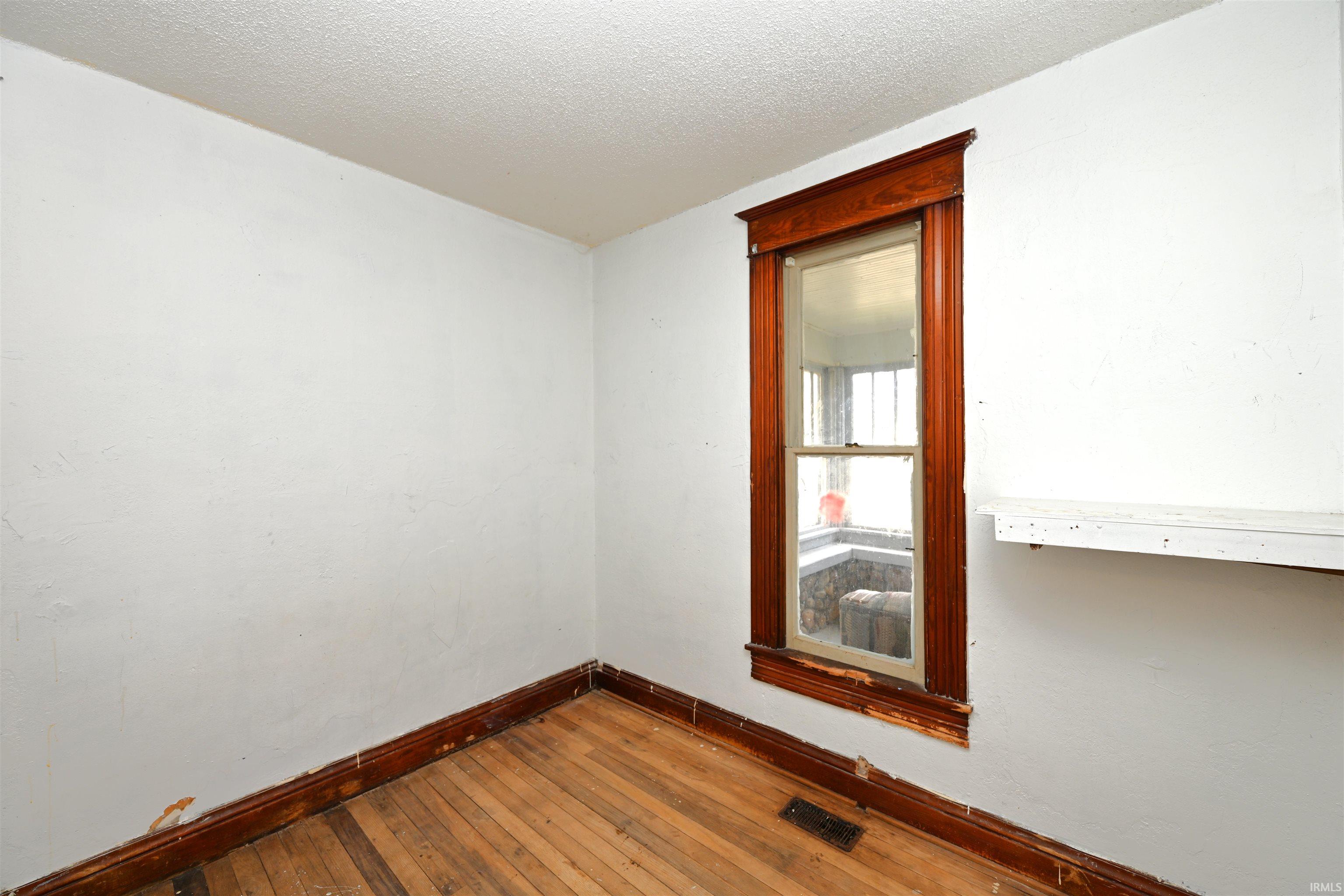 4550 North 750 West Rochester, IN 46975 - Photo 16 of 29 Gallery Image 16