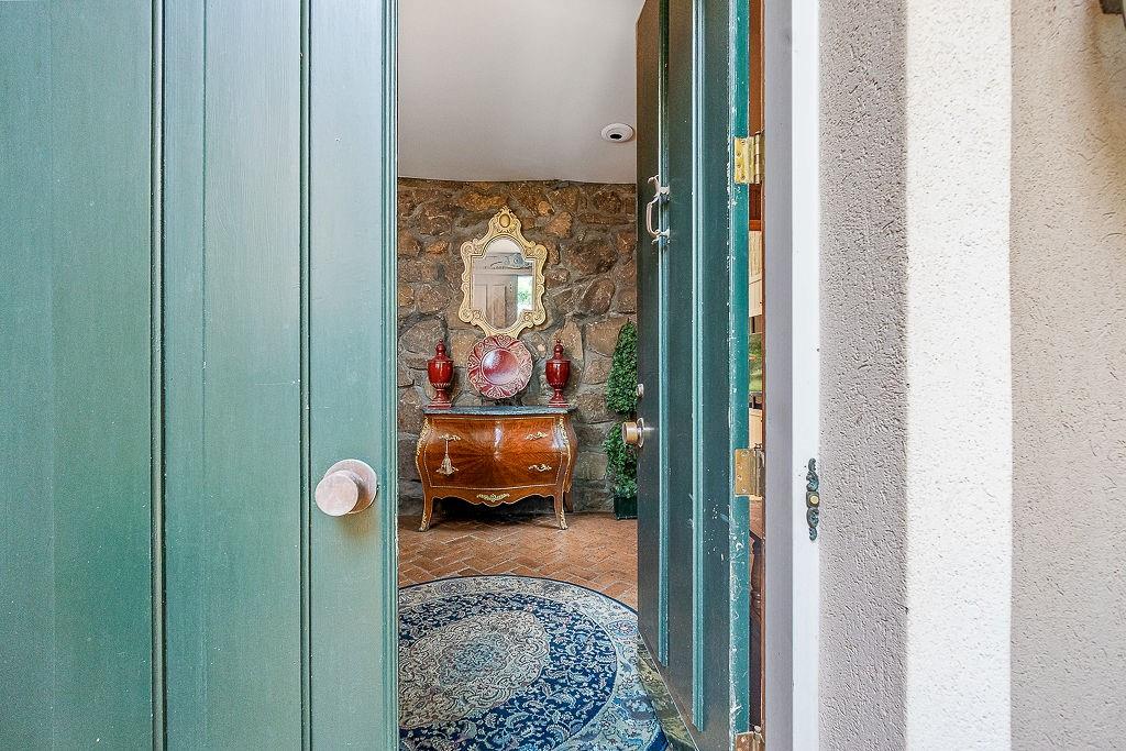 8569 Jefferson Road Commerce, GA 30529 - Photo 8 of 82