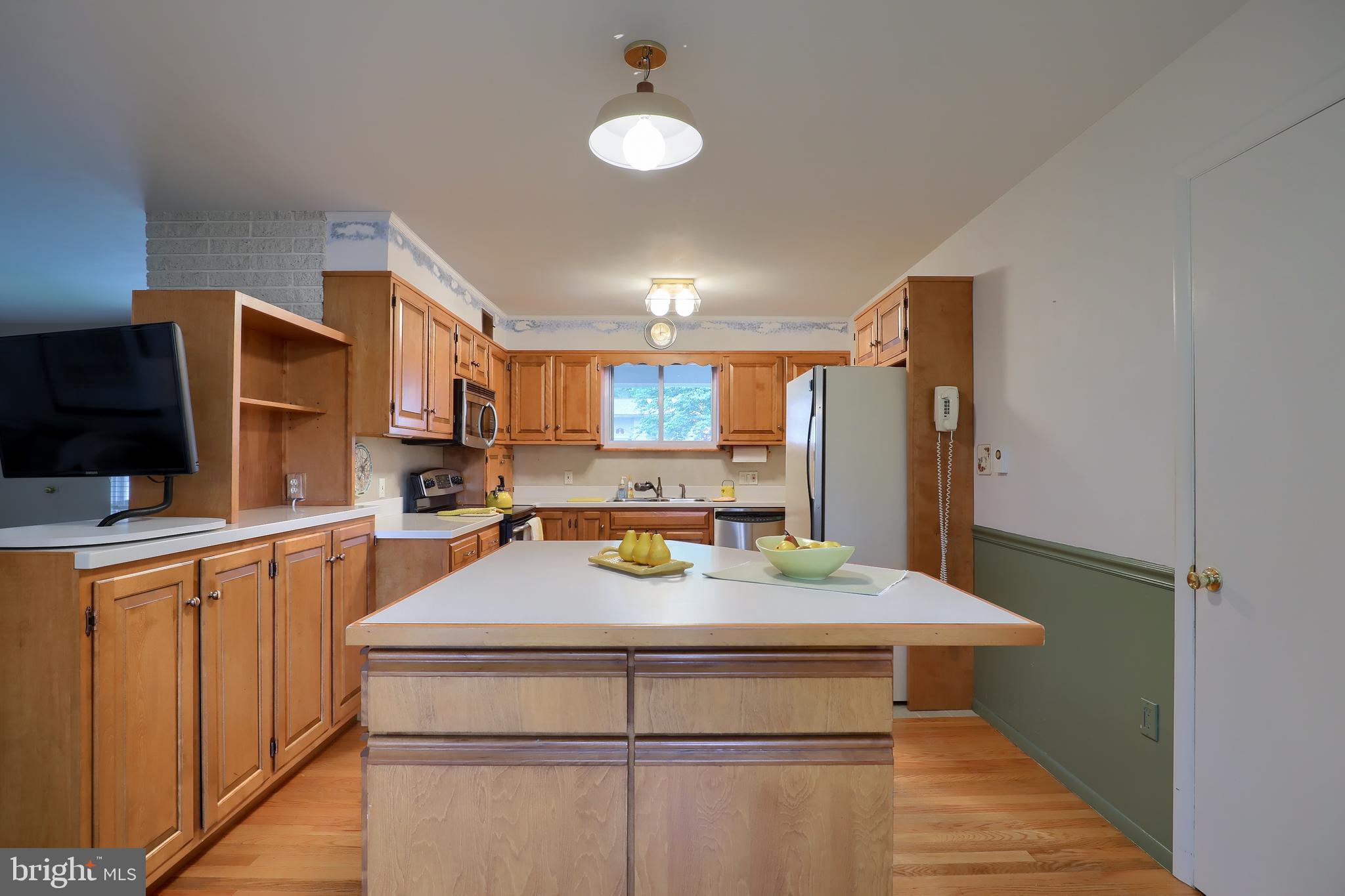 223 Swarthmore Drive Lititz, PA 17543 - Photo 5 of 31
