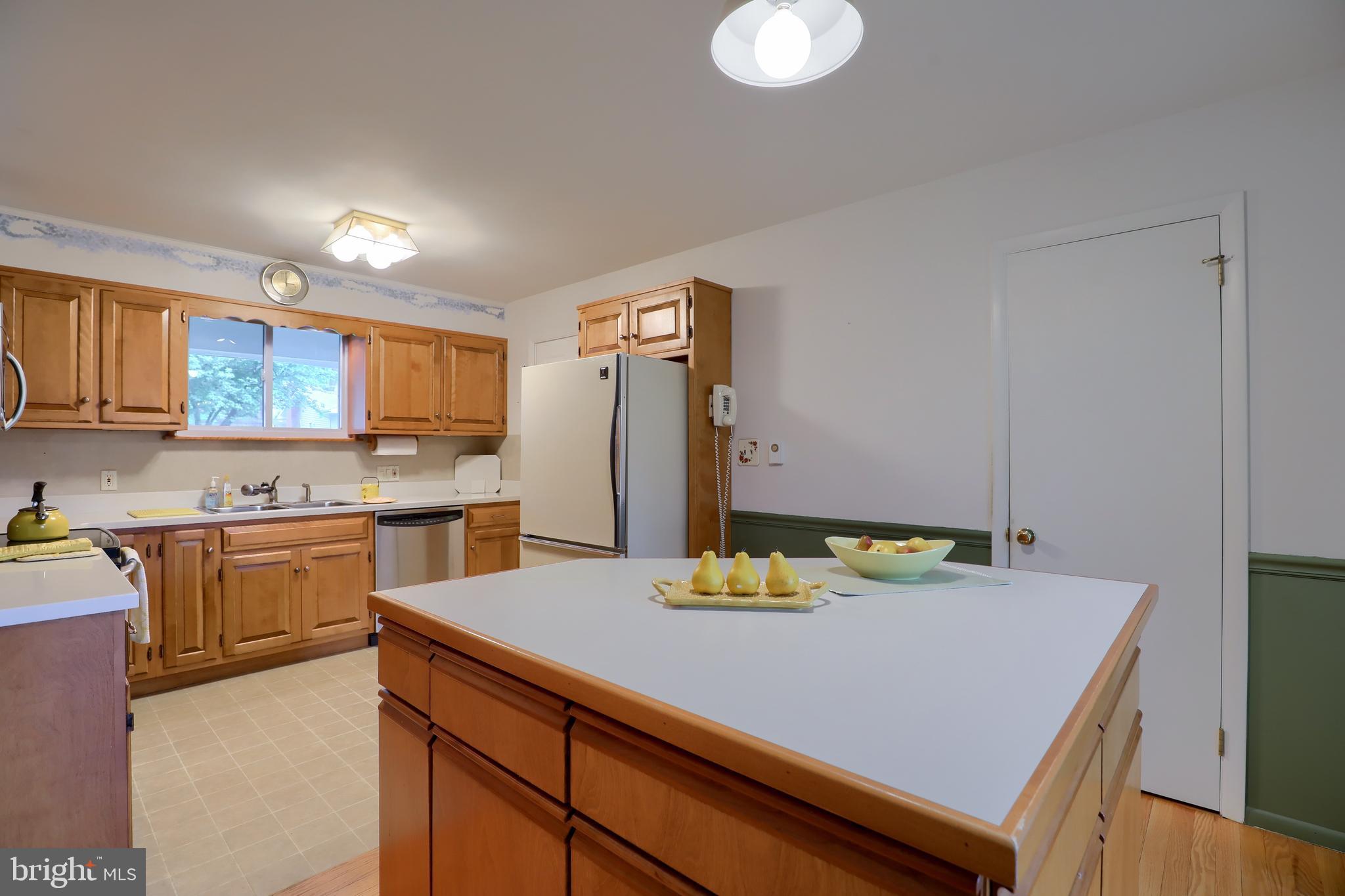 223 Swarthmore Drive Lititz, PA 17543 - Photo 6 of 31