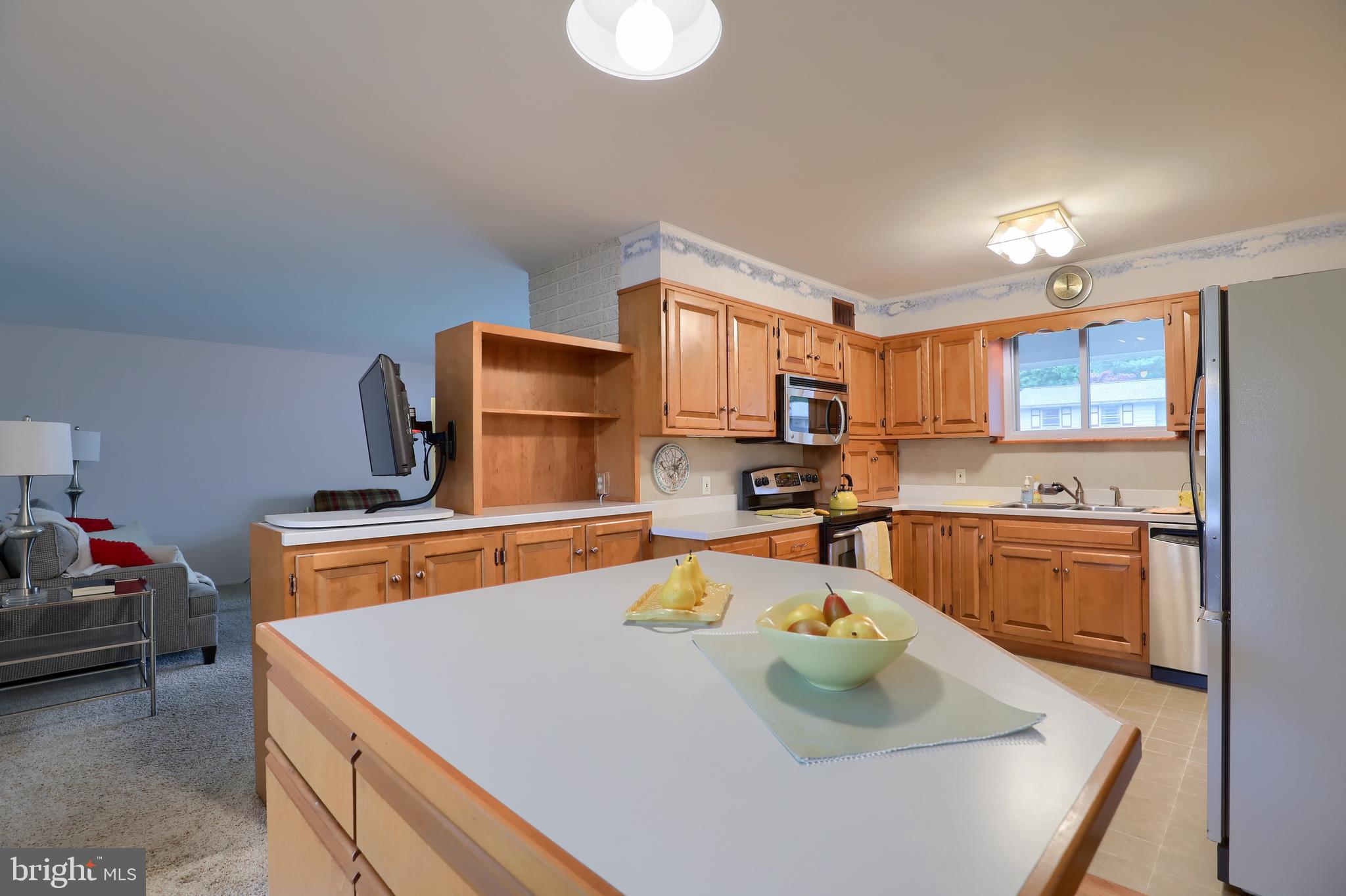223 Swarthmore Drive Lititz, PA 17543 - Photo 7 of 31