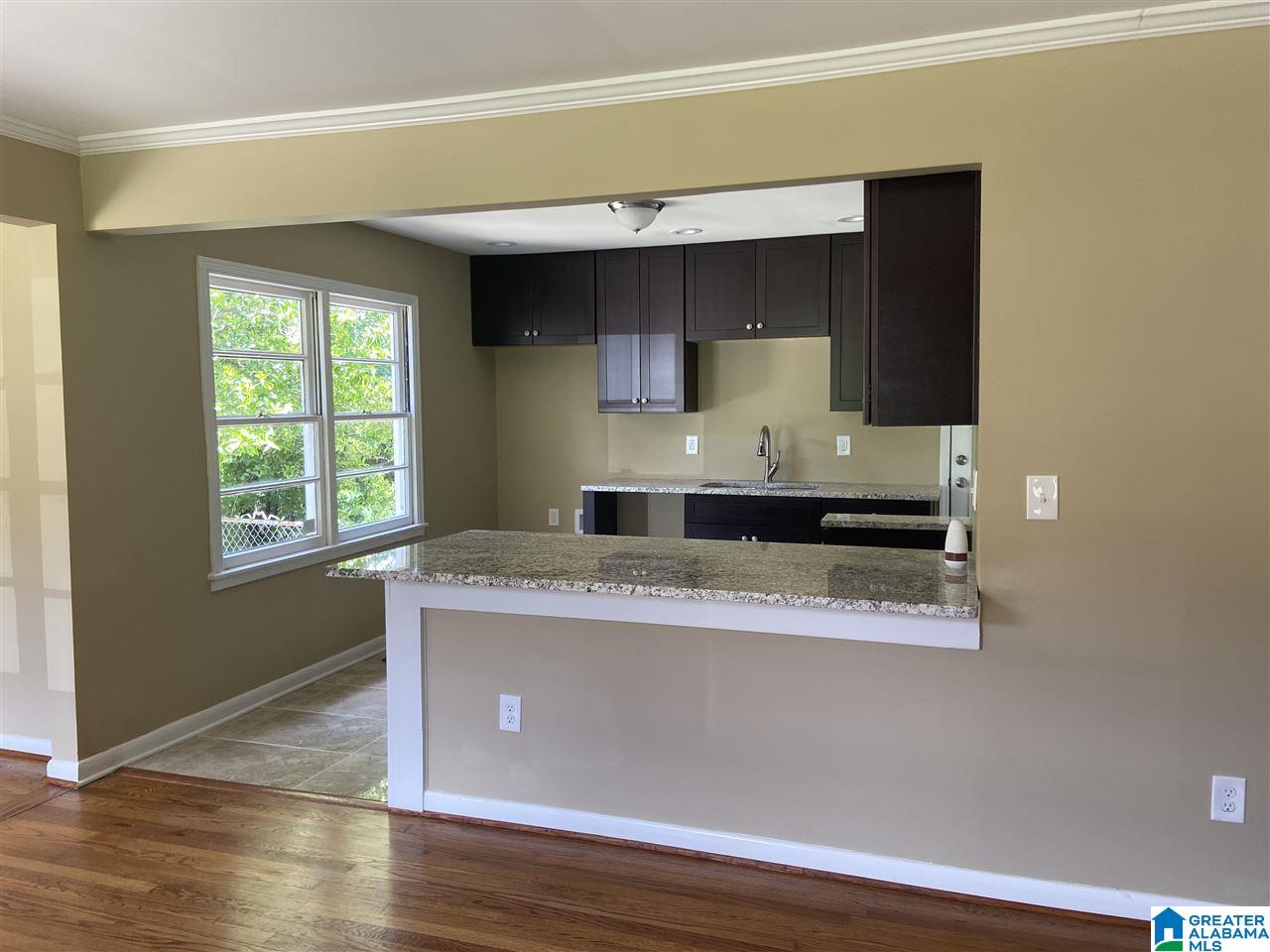 448 Raleigh Avenue Birmingham, AL 35209 - Photo 5 of 36