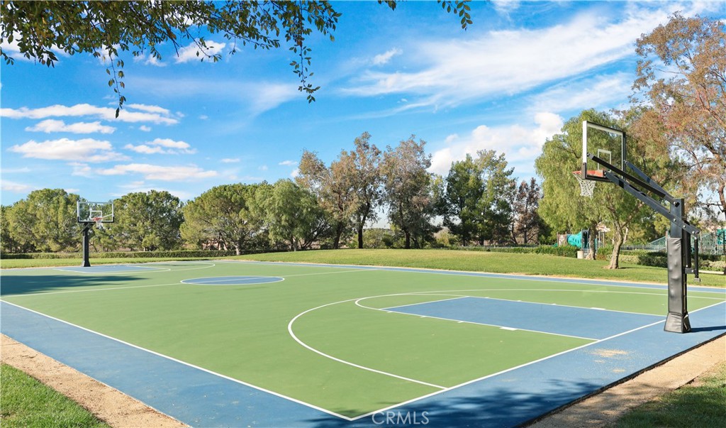 18 Vernon Newport Coast, CA 92657 - Photo 51 of 52 a view of a tennis court