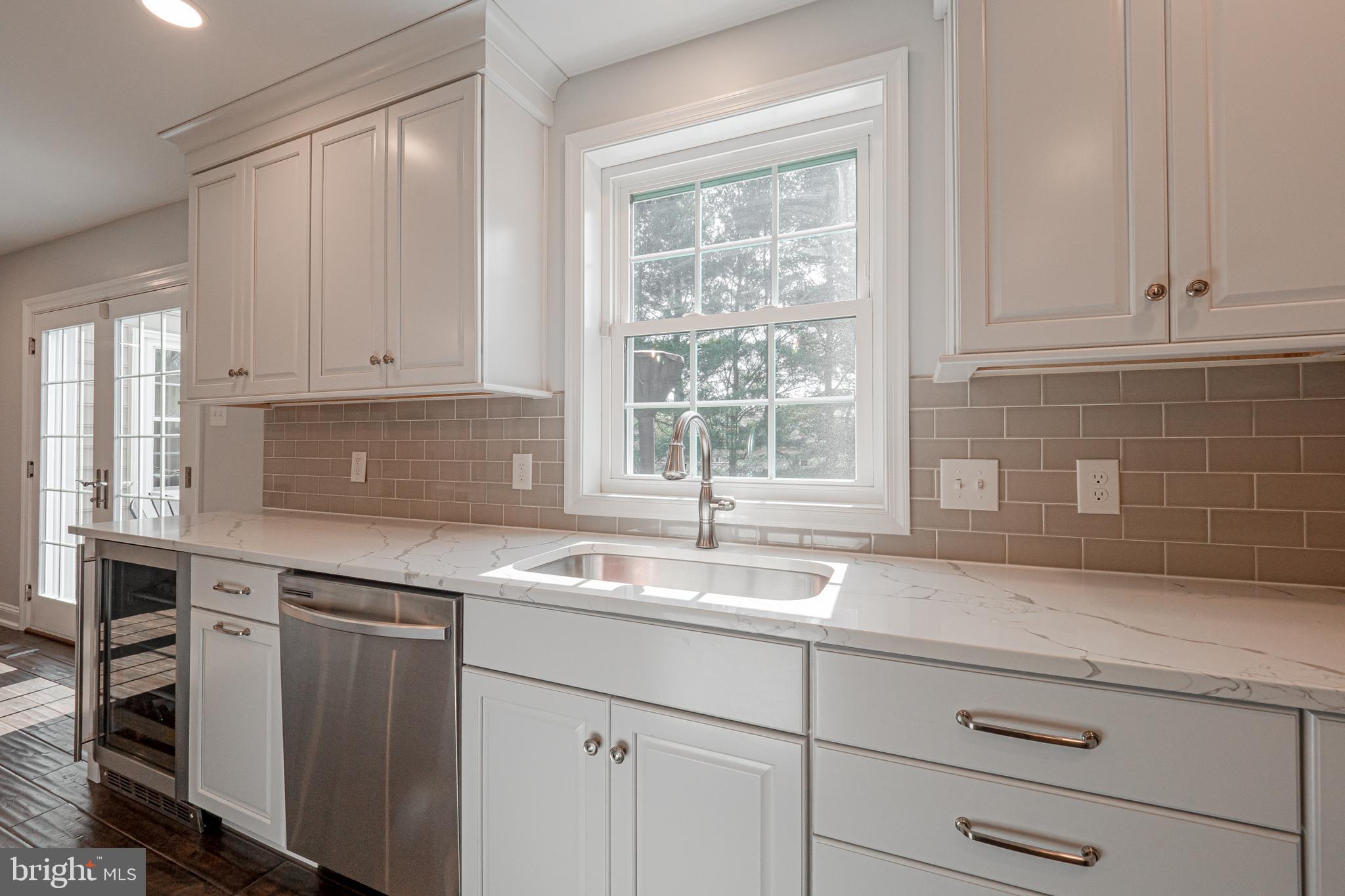 1016 Dunvegan Road West Chester, PA 19382 - Photo 8 of 49 Kitchen