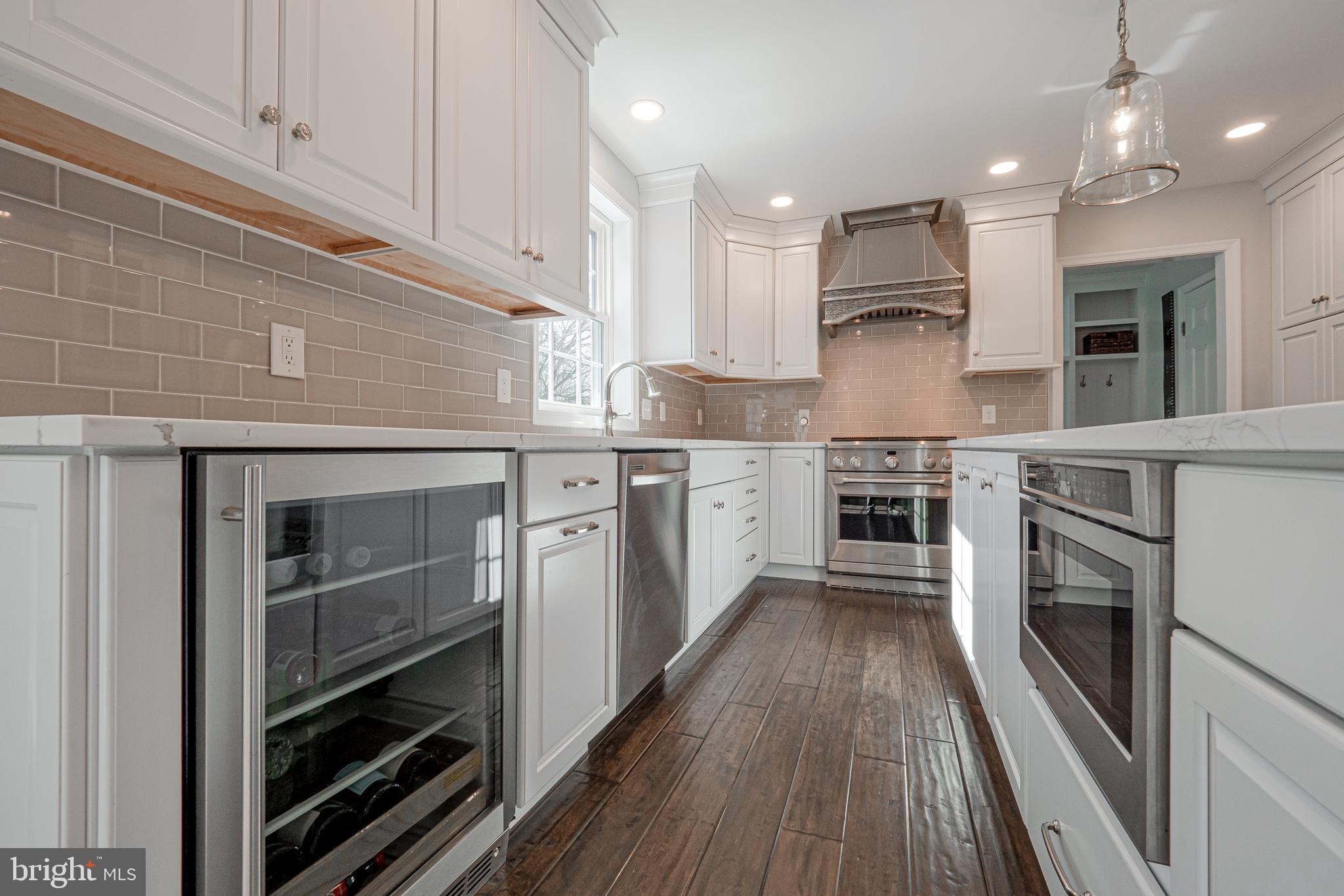 1016 Dunvegan Road West Chester, PA 19382 - Photo 10 of 49 Kitchen