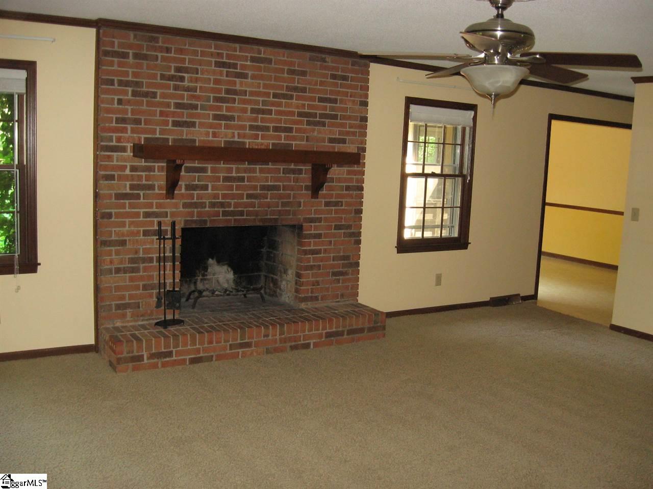 100 Gilderbrook Road Greenville, SC 29615 - Photo 4 of 16 Gallery Image 4