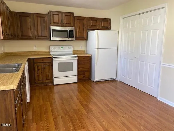 $1,450 | 6707 Chauncey Drive, Raleigh, NC 27615