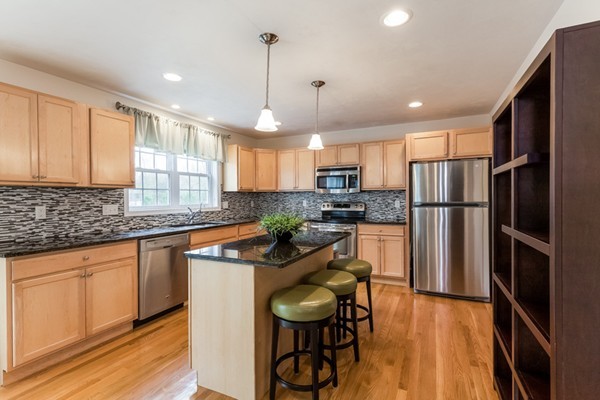 10 Marks Way Maynard, MA 01754 - Photo 6 of 24 Gallery Image 6