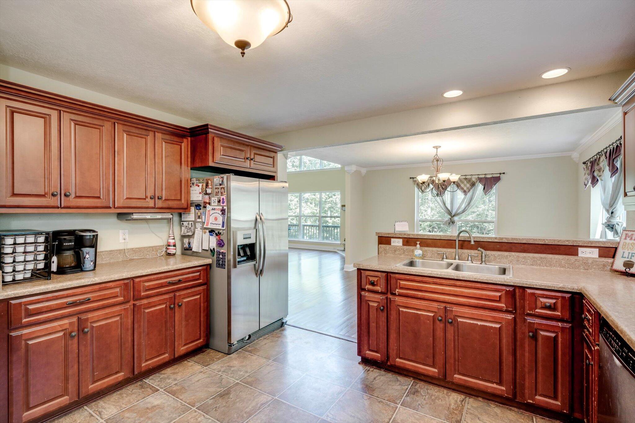 695 Mealing Road North Augusta, SC 29860 - Photo 13 of 48 Kitchen