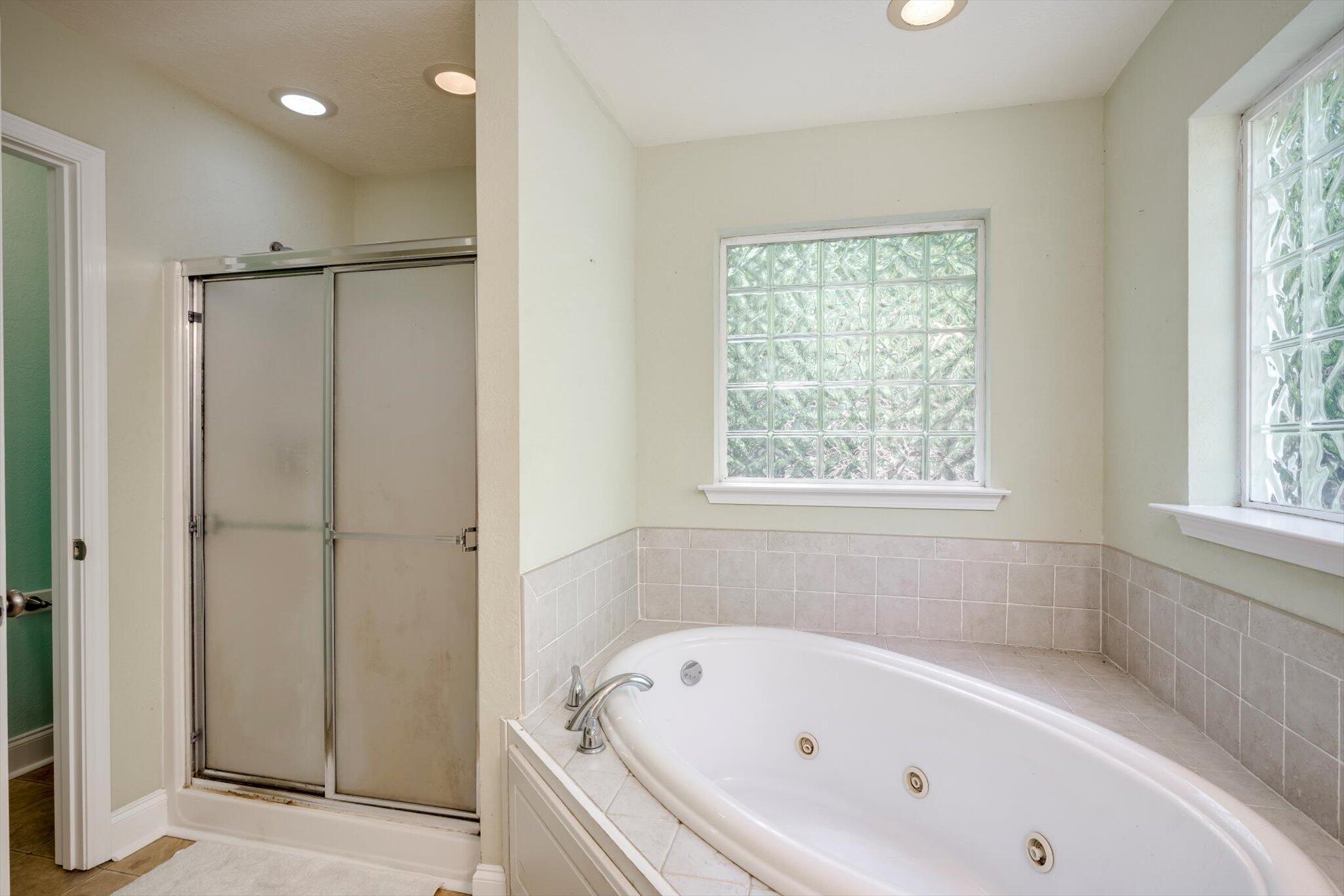 695 Mealing Road North Augusta, SC 29860 - Photo 18 of 48 Primary Bathroom