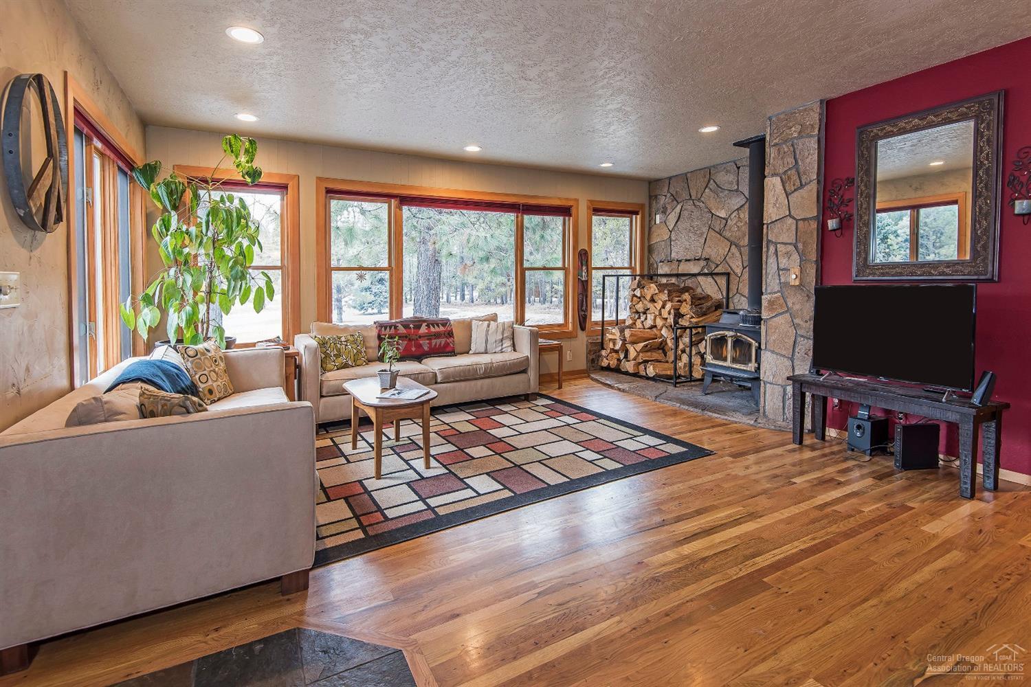 17116 Azusa Road Bend, OR 97707 - Photo 5 of 24 Additional Photo