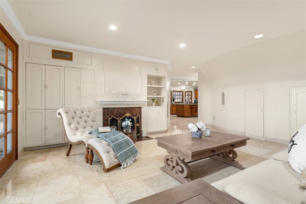 7 Sunpeak Irvine, CA 92603 - Photo 14 of 71