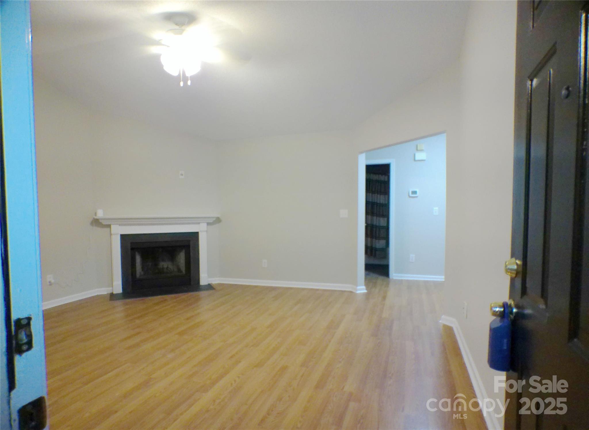 9112 Four Mile Crk Road Charlotte, NC 28277 - Photo 4 of 17