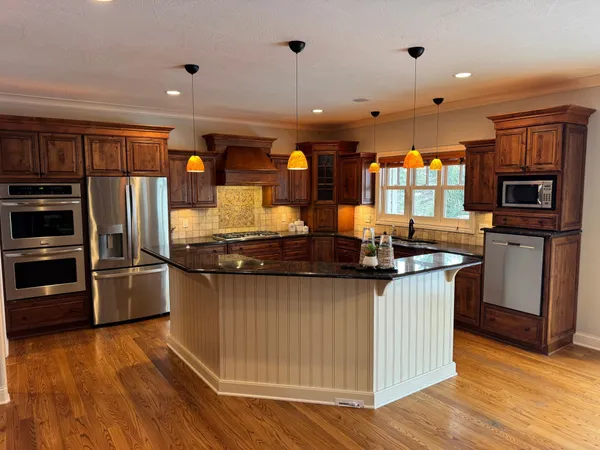$739,900 | 114 Prairie Stone Court, Stewartville, MN 55976