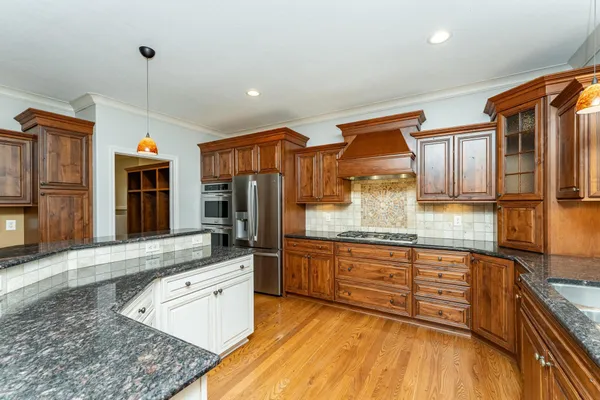 $769,900 | 114 Prairie Stone Court, Stewartville, MN 55976