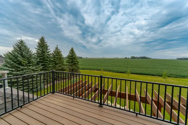 $769,900 | 114 Prairie Stone Court, Stewartville, MN 55976