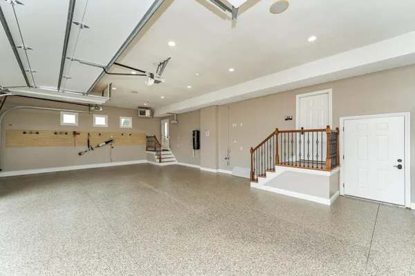 $739,900 | 114 Prairie Stone Court, Stewartville, MN 55976