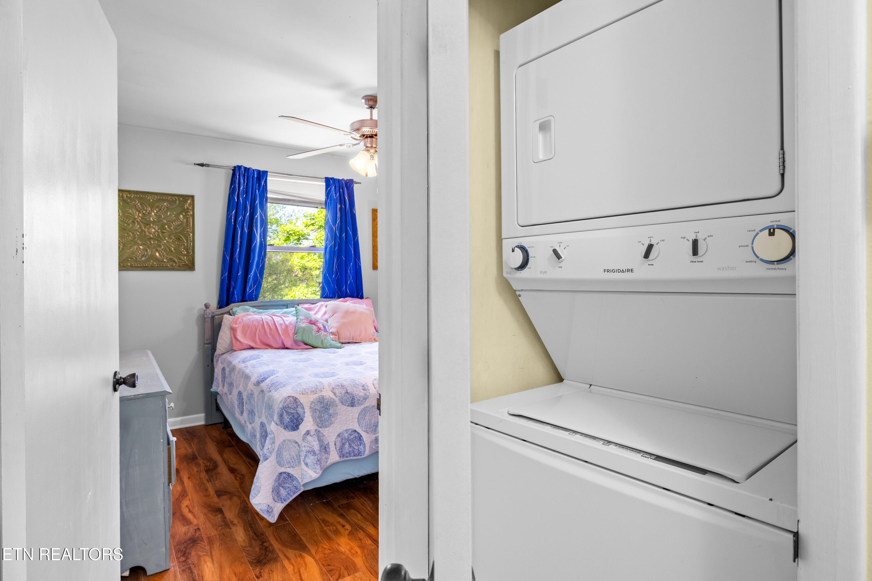 3808 Oakwood Lane Knoxville, TN 37921 - Photo 13 of 40 3808OakwoodLn-12