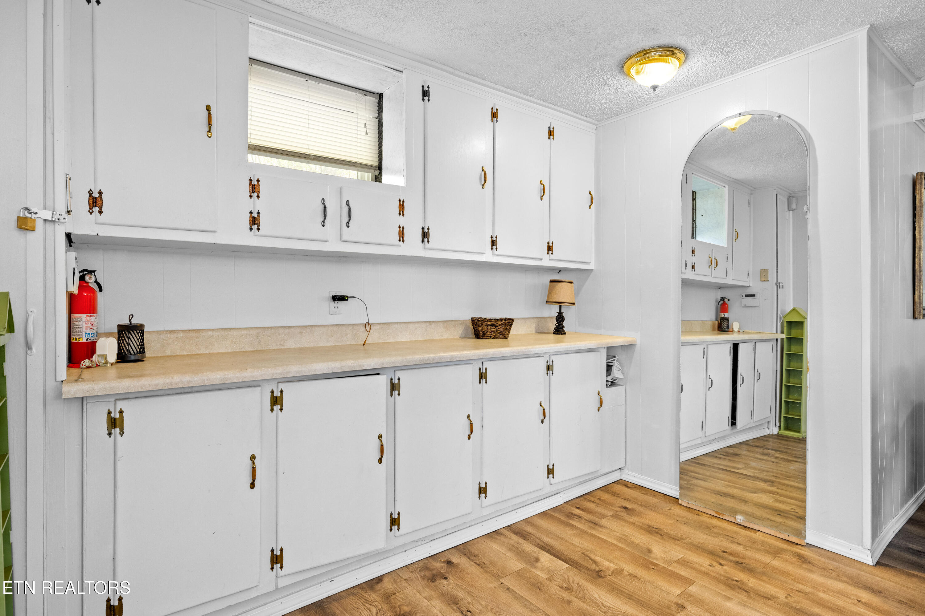 3808 Oakwood Lane Knoxville, TN 37921 - Photo 29 of 40 3808OakwoodLn-35